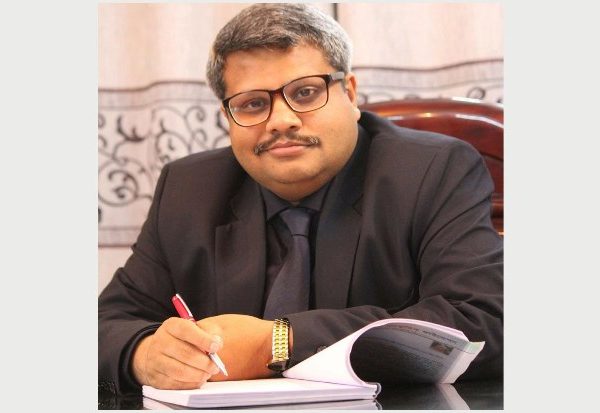 উত্তরার ডিজিটাল প্রতারক মোঃসাহেদ এর খপ্পরে হাজারো নারী-পুরুষ
