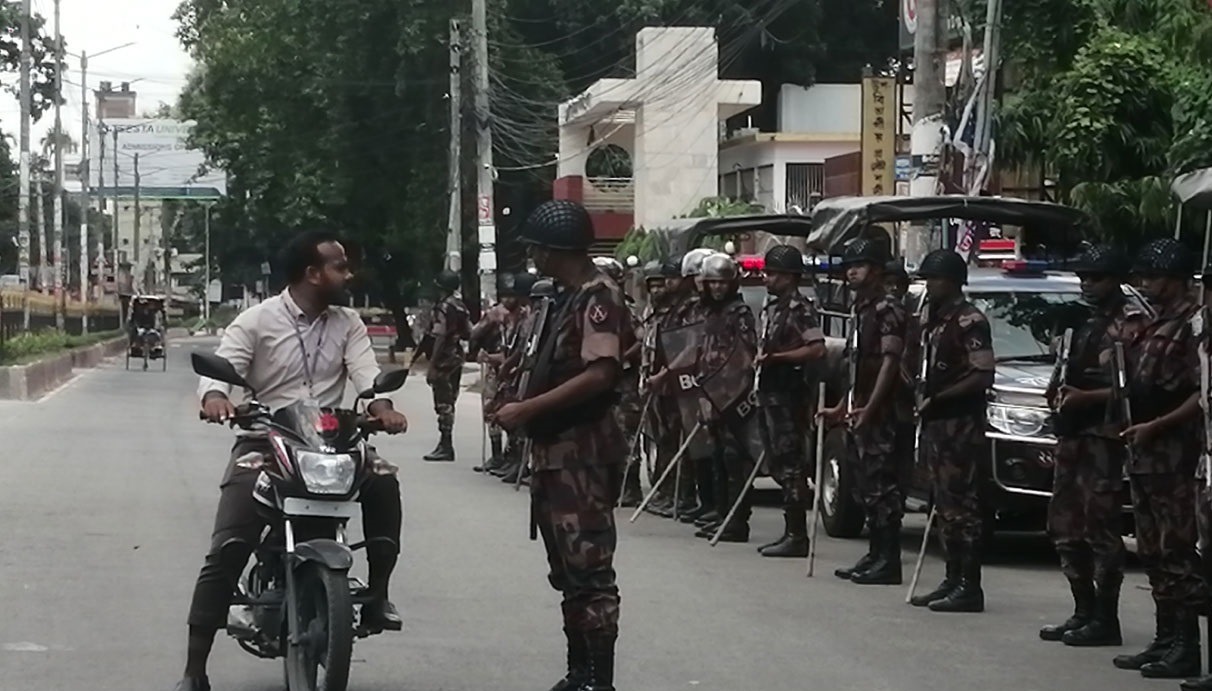 রংপুরে সকাল ৬টা থেকে সন্ধ্যা ৭টা পর্যন্ত কারফিউ শিথিল