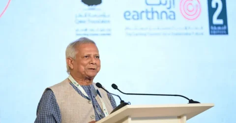 ক্ষুদ্রঋণ ও সামাজিক ব্যবসার মাধ্যমে জীবন বদলে ফেলার ওপর জোর দিলেন প্রধান উপদেষ্টা