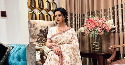 গৃহপরিচারিকাকে নির্যাতনের দায়ে পরীমনির বিরুদ্ধে আদালতে মামলা