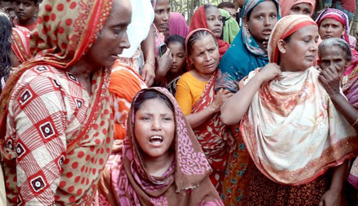 রংপুরে শিশু ধর্ষণের পর হত্যার ঘটনায় বাড়ীতে আগুন, ওসি অবরুদ্ধ