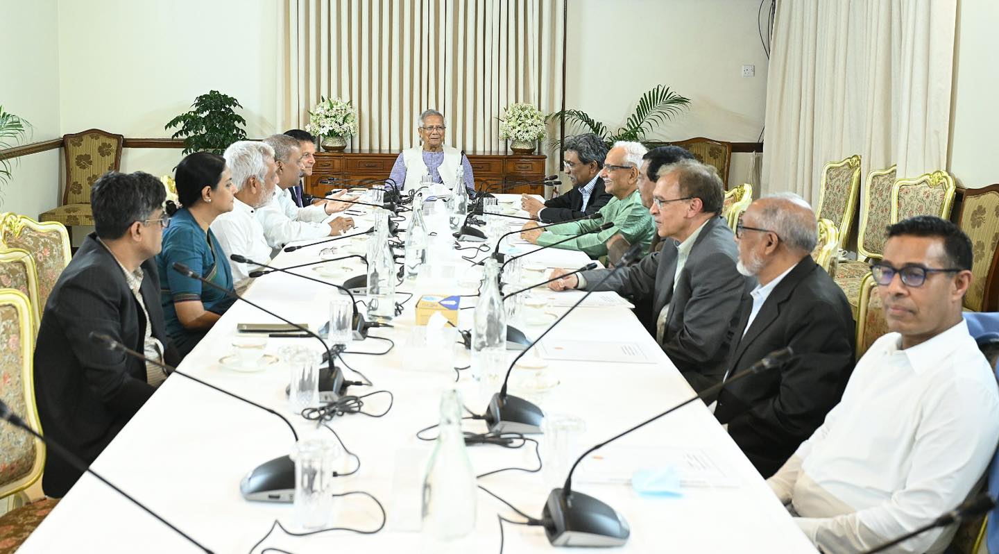 ফেব্রুয়ারির প্রথমার্ধে নির্বাচনের কোন বিকল্প আমাদের হাতে নেই : প্রধান উপদেষ্টা