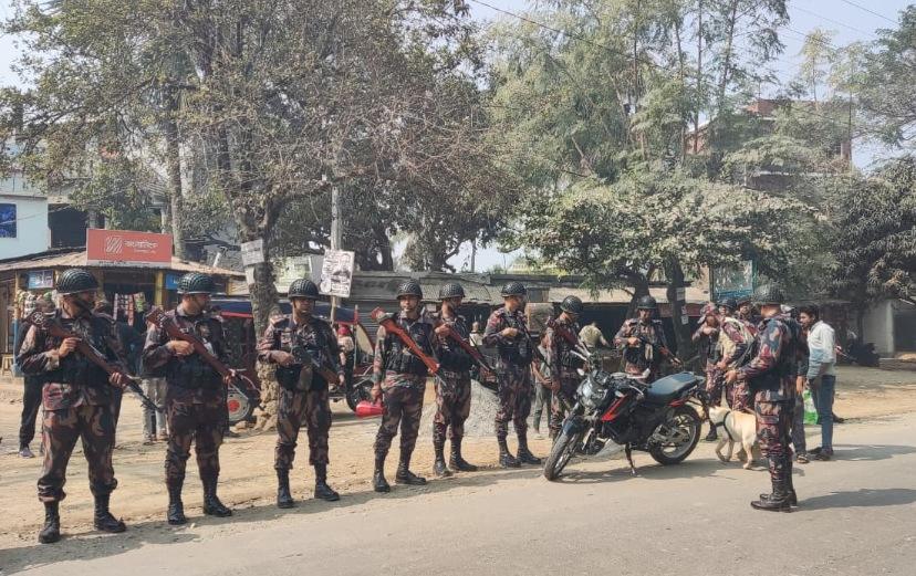 নির্বাচনকে ঘিরে চুয়াডাঙ্গায়-৬ বিজিবি’র নিরাপত্তা জোরদার