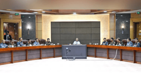 অবাধ, সুষ্ঠু ও গ্রহণযোগ্য নির্বাচন নিশ্চিত করতে সশস্ত্র বাহিনীকে সর্বোচ্চ সতর্কতার নির্দেশ প্রধান উপদেষ্টার