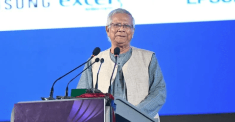 প্রযুক্তিগত অগ্রগতি বাড়িয়ে দ্রুত পরিবর্তনশীল বিশ্বের সঙ্গে তাল মেলাতে হবে – প্রধান উপদেষ্টা