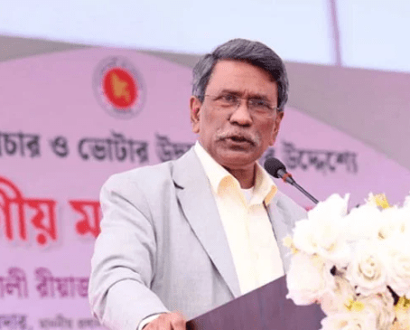 ‘হ্যাঁ’র পক্ষে সরকারি কর্মকর্তাদের প্রচার চালাতে আইনগত বাধা নেই – অধ্যাপক আলী রীয়াজ