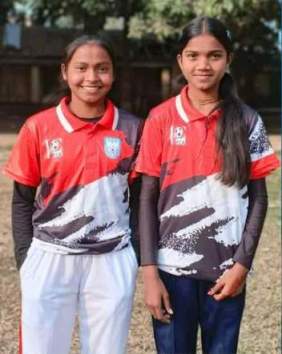 পলাশবাড়ীর গর্বঃ বিকেএসপিতে সুযোগ পেল দুই নারী ফুটবলার