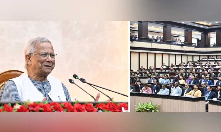 কর্মকর্তা ও কর্মচারীদের উদ্দেশ্যে বিদায়ী ভাষণ দিলেন প্রধান উপদেষ্টা