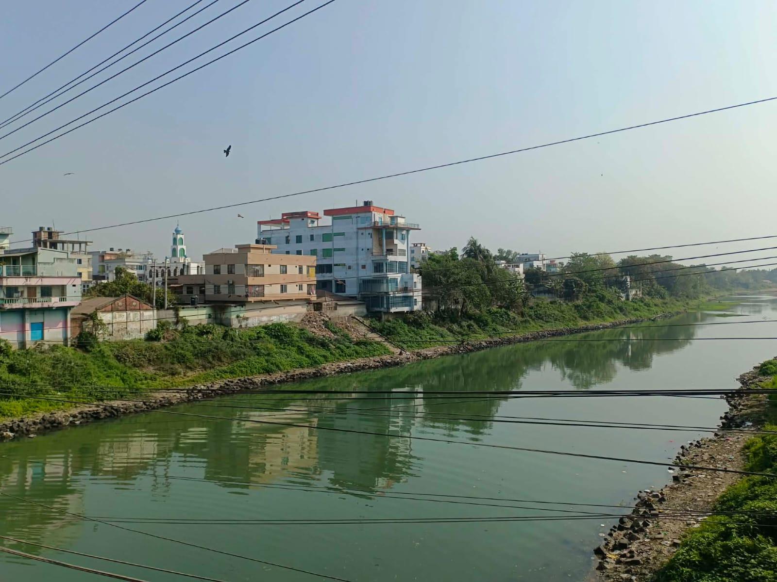 নওগাঁয় দখল-দূষণে মরা খাল, বিপন্ন কৃষি ও পরিবেশ