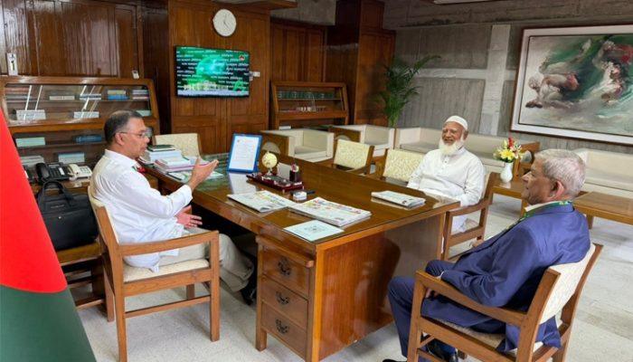 প্রধানমন্ত্রীর সঙ্গে বিরোধীদলীয় নেতার সৌজন্য সাক্ষাৎ