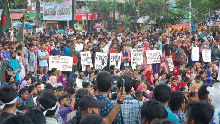 দেশজুড়ে বাংলা ব্লকেডে অচল রাজধানী