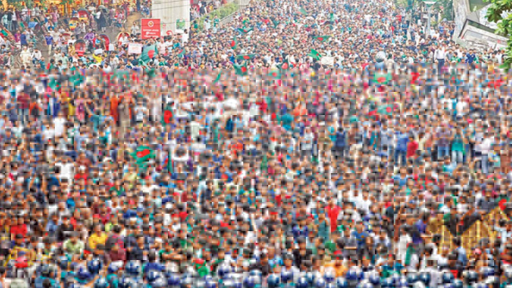 আপিল বিভাগের আদেশ প্রত্যাখ্যান করে রাজপথে শিক্ষার্থীরা