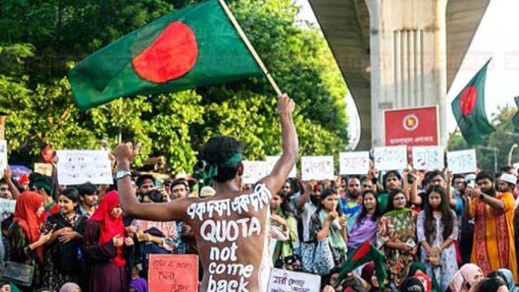 কারফিউর মধ্যেও সারা দেশে উত্তেজনা