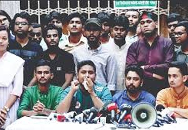 নিহতদের স্মরণে কর্মসূচি, তদন্ত ও জবাবদিহির দাবিতে সরব দেশ