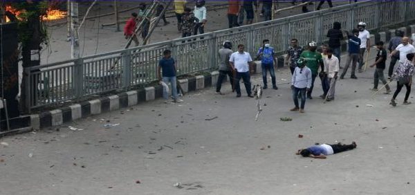 উত্তরায় আওয়ামী লীগ ও বিক্ষোভকারীদের মধ্যে সংঘর্ষে ২২ জন গুলিবিদ্ধ