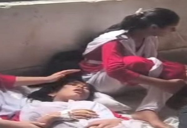 বাকেরগঞ্জে বডি স্প্রে ব্যবহার করে ১৪ শিক্ষার্থী অসুস্থ