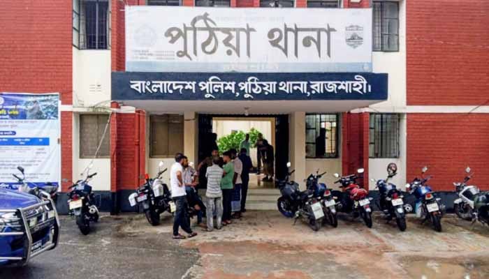 পুঠিয়ায় মহাসড়কে ডাকাতির ঘটনা, ১৯টি মহিষবাহী ট্রাক লুট