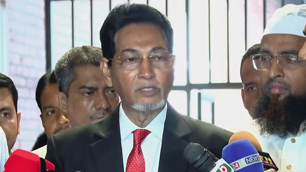 চিফ হুইপ নূরুল ইসলাম মনির বক্তব্য: অভ্যন্তরীণ বিষয়ে প্রতিবেশীদের হস্তক্ষেপ অগ্রহণযোগ্য