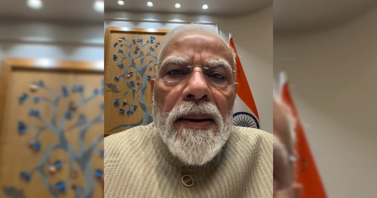 প্রশ্নফাঁসের বিরুদ্ধে কঠোর ব্যবস্থা নেওয়ার ঘোষণা মোদির