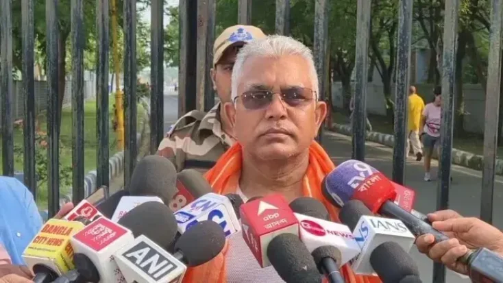 ভারত আবারও বাংলাদেশিদের জন্য পর্যটন ভিসা চালু করছে