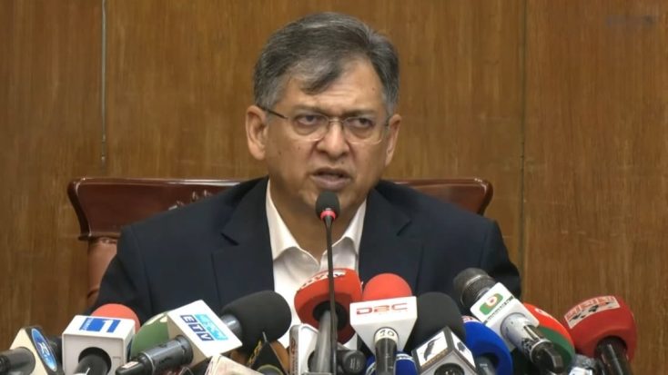 এইচএসসি পরীক্ষা বাতিলের দাবি অগ্রাহ্য: স্বরাষ্ট্রমন্ত্রী