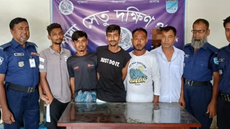 শরীয়তপুরে বাসস্ট্যান্ডে চাঁদাবাজির অভিযোগে ৫ জন গ্রেপ্তার