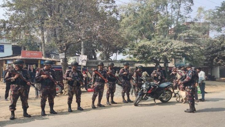 নির্বাচনকে ঘিরে চুয়াডাঙ্গায়-৬ বিজিবি’র নিরাপত্তা জোরদার