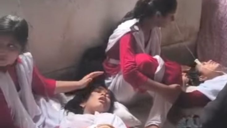 বডি স্প্রে ব্যবহার করে অসুস্থ